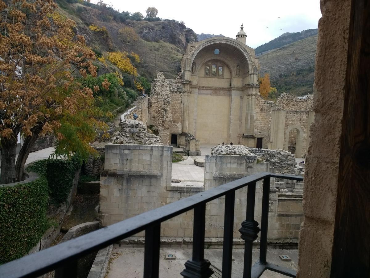 Apartamentos Asador De La Plaza Vieja Cazorla Dış mekan fotoğraf