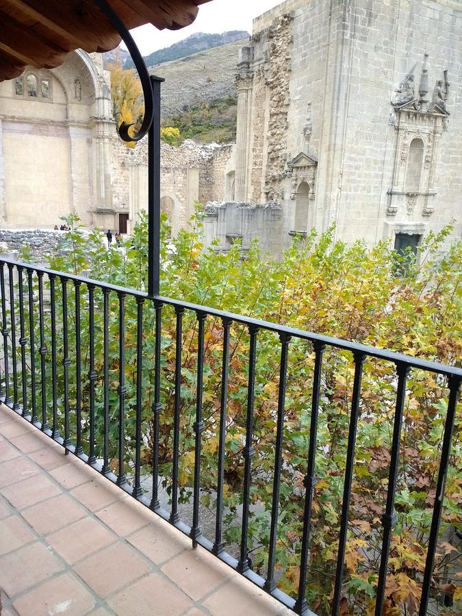 Apartamentos Asador De La Plaza Vieja Cazorla Dış mekan fotoğraf